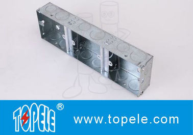 Metallic Ceiling Outdoor Electrical Outlet Box Covers 1 + 1 + 1 Gang Conduit