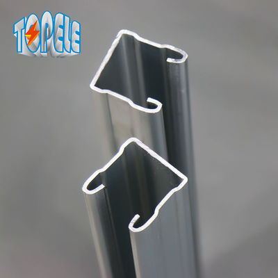 41 * 21mm 41 * 41mm Stainless Steel Unistrut Feet Plain Or Slotted
